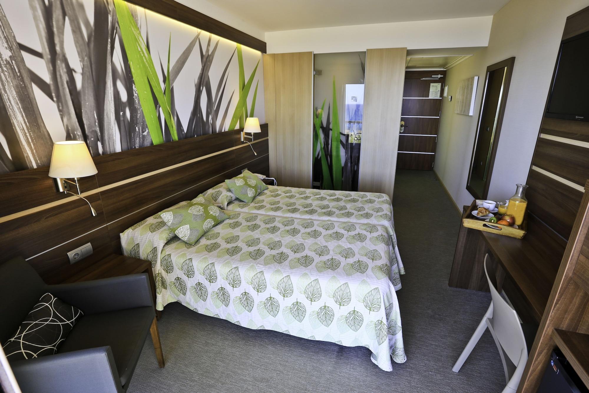Kaktus Hotel Volga - Adults Recommended Calella Eksteriør billede