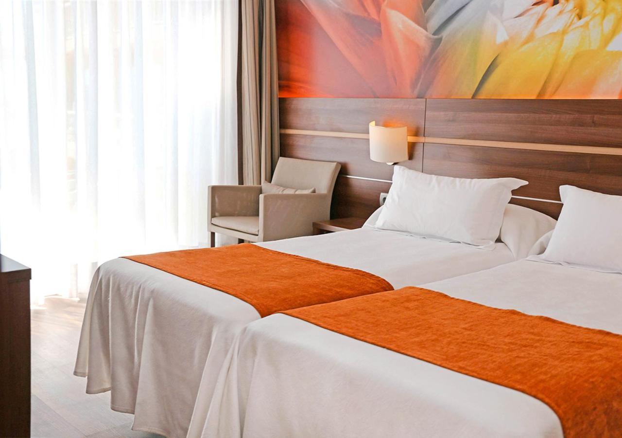 Kaktus Hotel Volga - Adults Recommended Calella Eksteriør billede